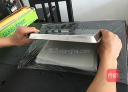 花生酱奶皮木瓜卷的做法图解9