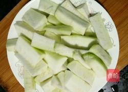 丝瓜炒蛋的做法图解1