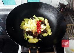 丝瓜炒鸡蛋的做法图解7