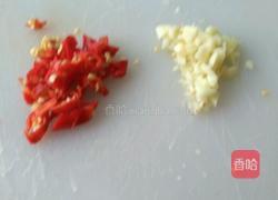 菜花炒肉的做法图解1