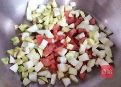 牛油果炒蛋花的做法图解3