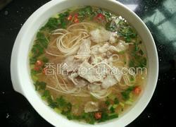 家常肉汤面
