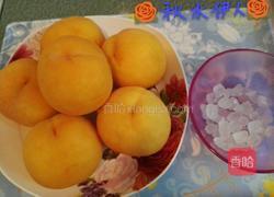 黄桃罐头的做法图解1