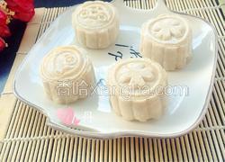 奶黄馅冰皮月饼