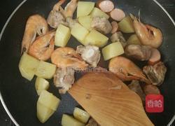 奶香海鲜排骨杂锅的做法图解2