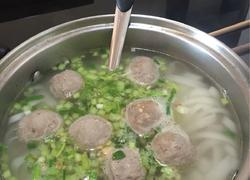 牛肉丸粿条汤