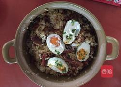 腊肉、腊肠、叉烧、咸蛋煲仔饭的做法图解4