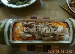 黑椒里脊胡萝卜竹筒饭