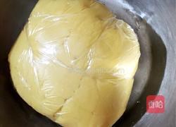 广式豆沙蛋黄月饼的做法图解5