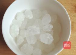 电饭锅版冰糖雪梨的做法图解3