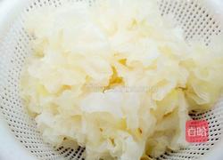 木瓜银耳汤的做法图解2