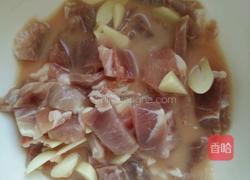 土豆胡萝卜片炒肉的做法图解3