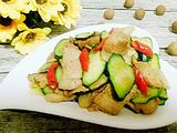 黄瓜炒肉片