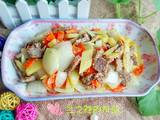牛肉炒洋葱土豆