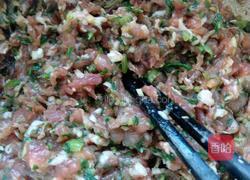 小白菜猪肉馅混沌的做法图解1