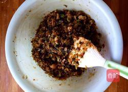茄子香芹白菜包的做法图解2