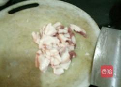五花肉炒美人椒的做法图解1