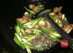 五花肉炒美人椒的做法图解8