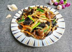 茶树菇烧木耳