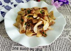 鸡腿菇炒肉片