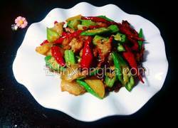 五花肉炒秋葵