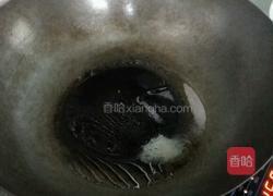 茭白炒肉的做法图解3