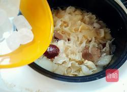 白木耳莲子红枣汤的做法图解7