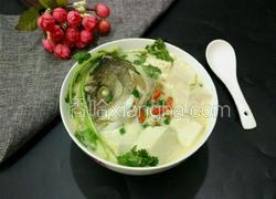 鱼头豆腐汤