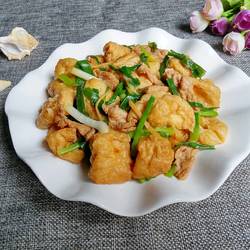 油豆腐炒瘦肉的做法[图]