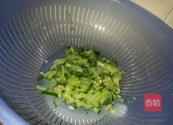 凉拌鸡丝的做法图解2