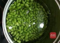 嫩黄豆炒瘦肉的做法图解3