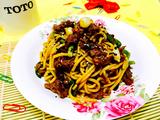 牛肉炒米线