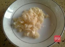 毛豆炒虾仁的做法图解1