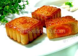 白芸豆蛋黄月饼