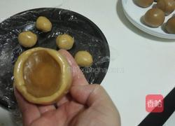 莲蓉蛋黄月饼的做法图解11