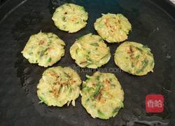 菜饼子的做法图解9