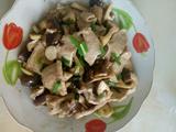 香菇炒肉片