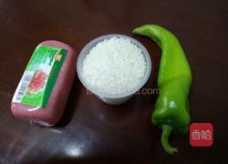 香肠饭的做法图解1