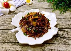 虫草花炒肉