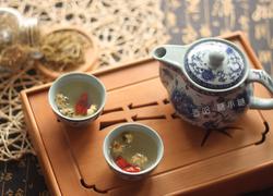 枸杞菊花金银花茶