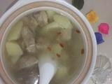 排骨土豆汤