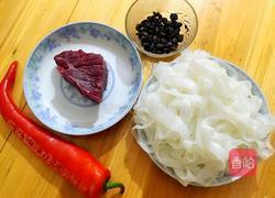 豉椒牛肉炒河粉的做法图解1