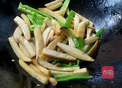 尖椒炒杏鲍菇的做法图解7