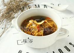 灵芝虫草花排骨汤
