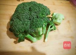 小妙招的蒜蓉西兰花的做法图解1