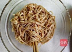 香菇炒面的做法图解3