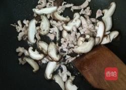 香菇炒面的做法图解5