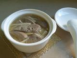 金针菇猪肝汤