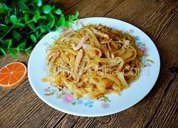 豆芽肉丝焖饼