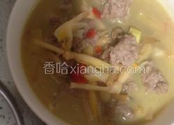 黄花菜肉泥汤